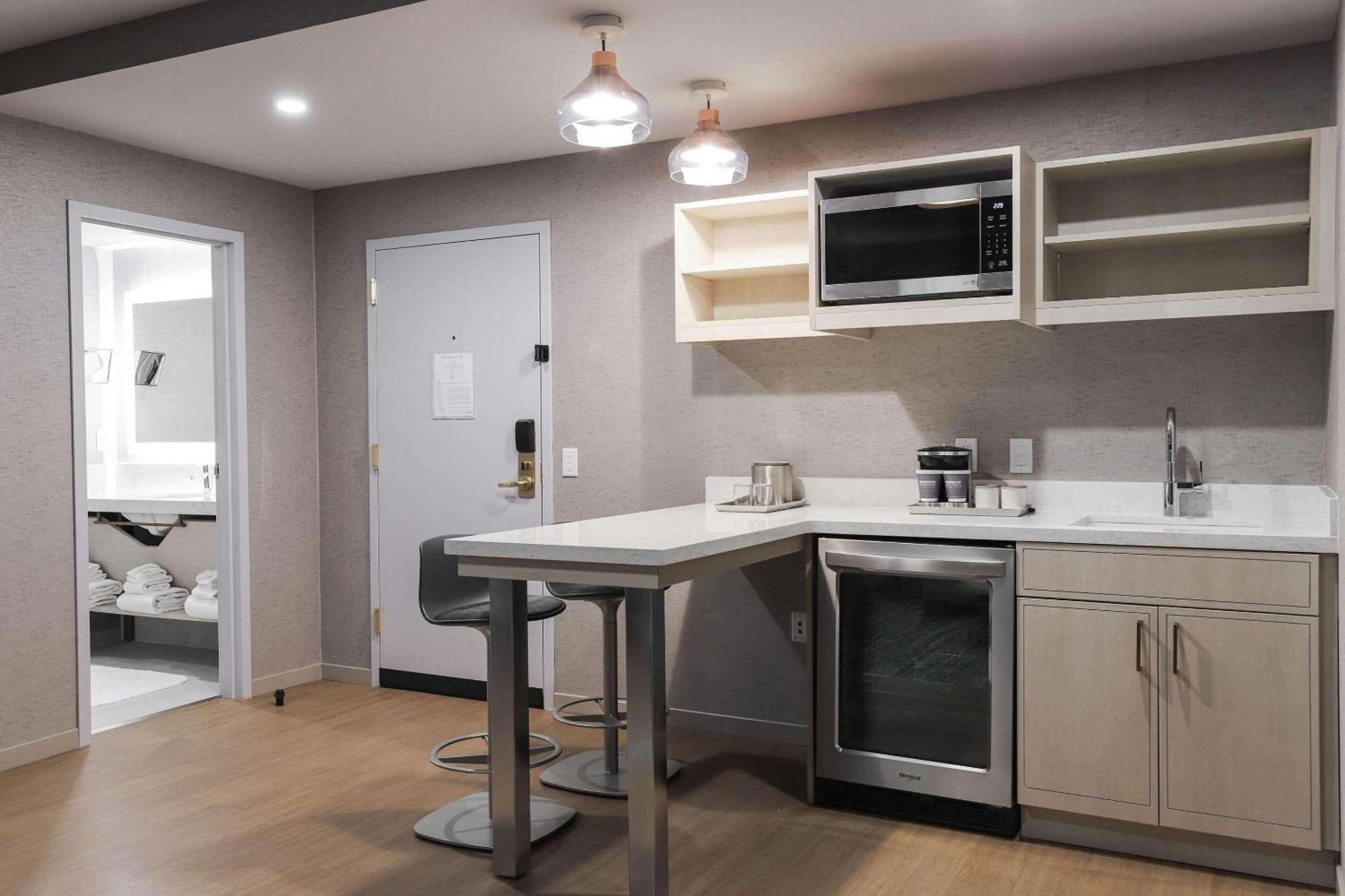 Radisson Plaza Hotel And Suites Kalamazoo Dış mekan fotoğraf