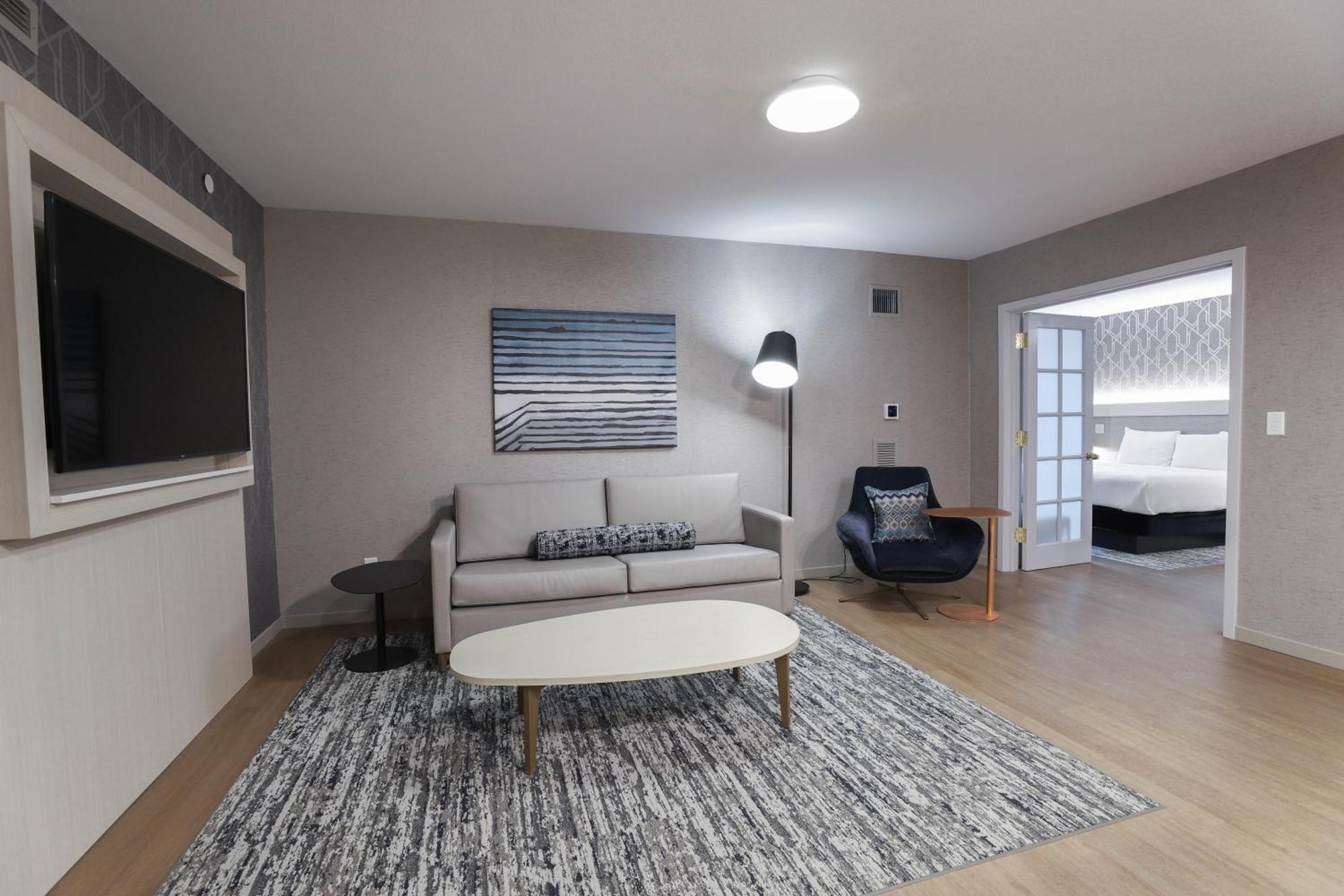 Radisson Plaza Hotel And Suites Kalamazoo Dış mekan fotoğraf