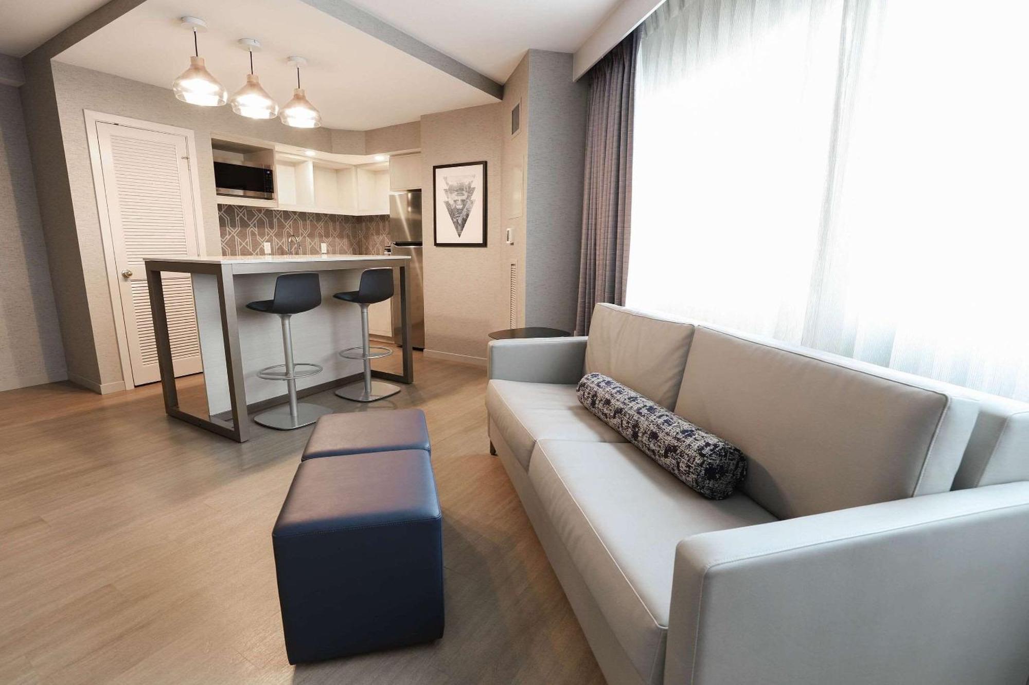 Radisson Plaza Hotel And Suites Kalamazoo Dış mekan fotoğraf