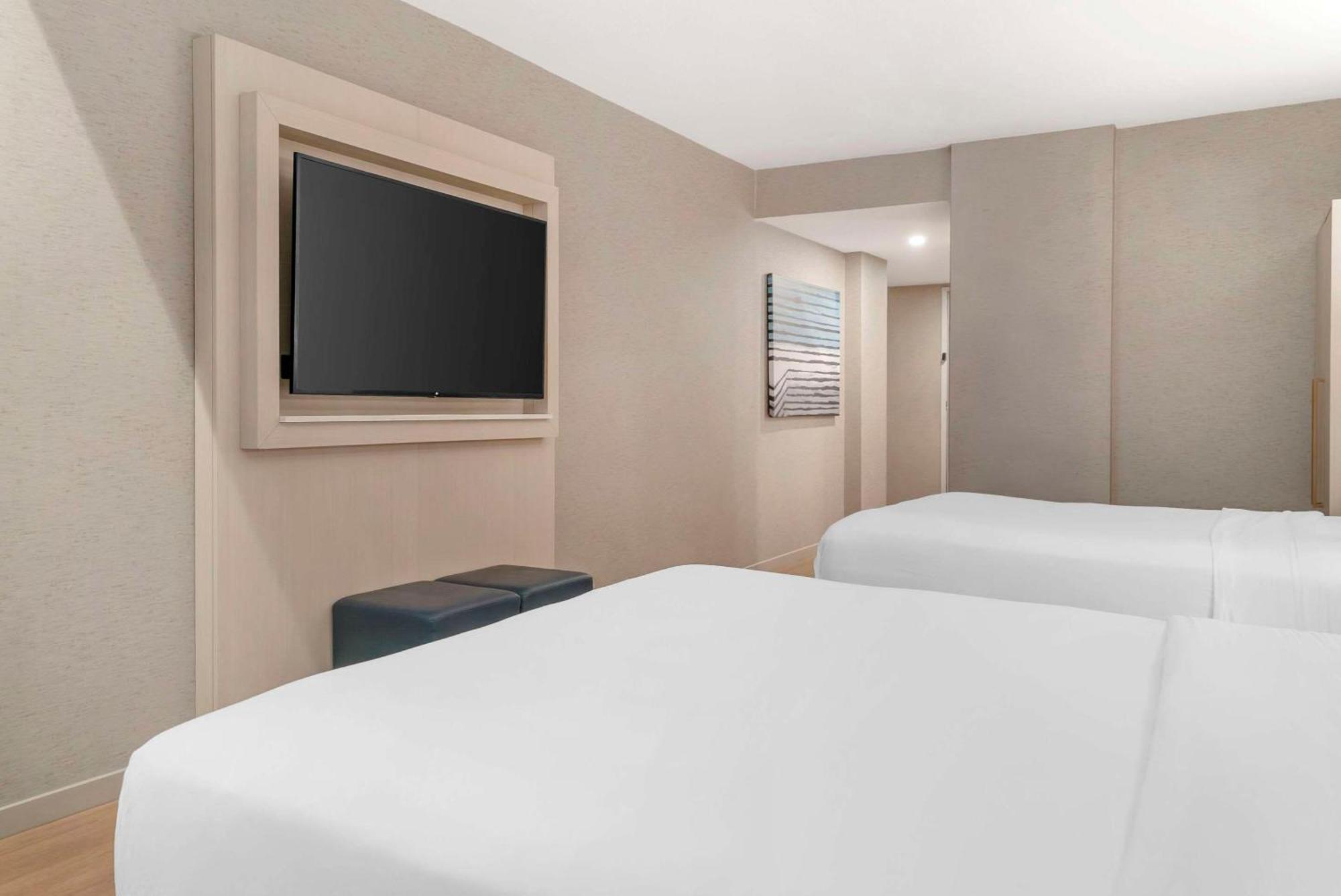 Radisson Plaza Hotel And Suites Kalamazoo Dış mekan fotoğraf